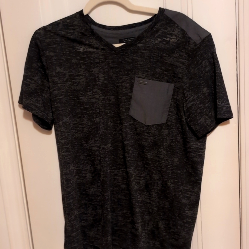 Guess Men's Central Burnout T Shirt